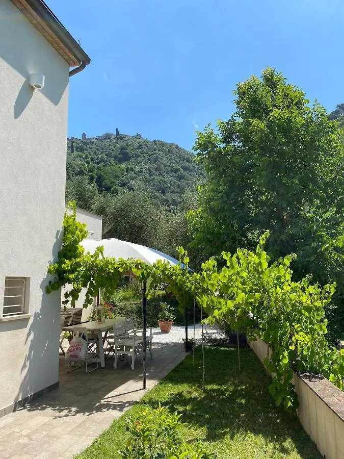 Holiday home Villino Mami Con Piscina Villa Mommio